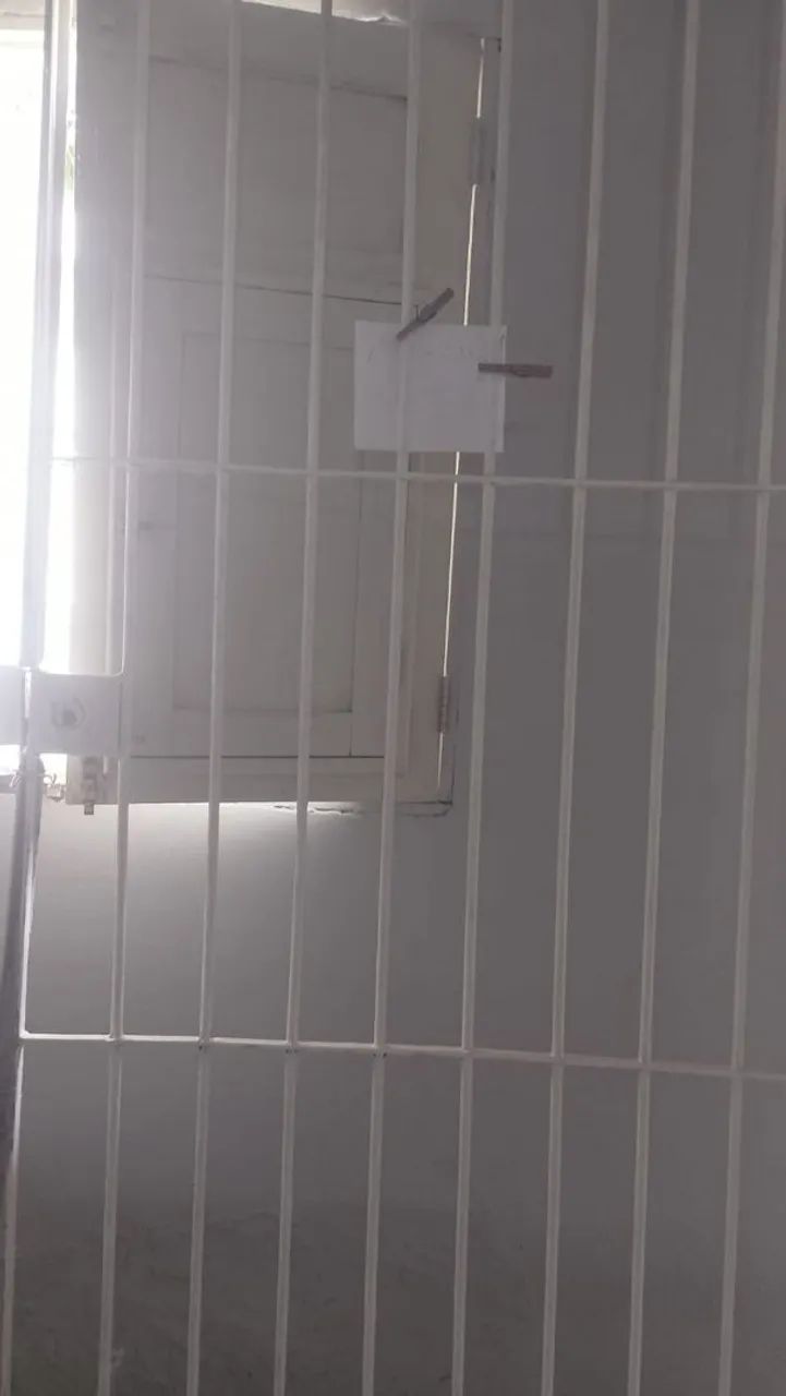 Grade branca 64842085012994121