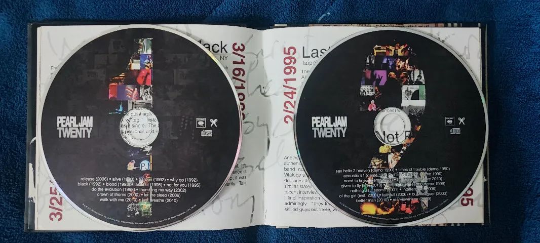 CD Pearl Jam - PJ20 (Twenty) (2 CD) (Digibook) (Importado) - Foto 3