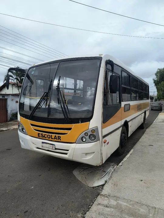 Ônibus curto volkswagem 15.190 motor MWM - Foto 2