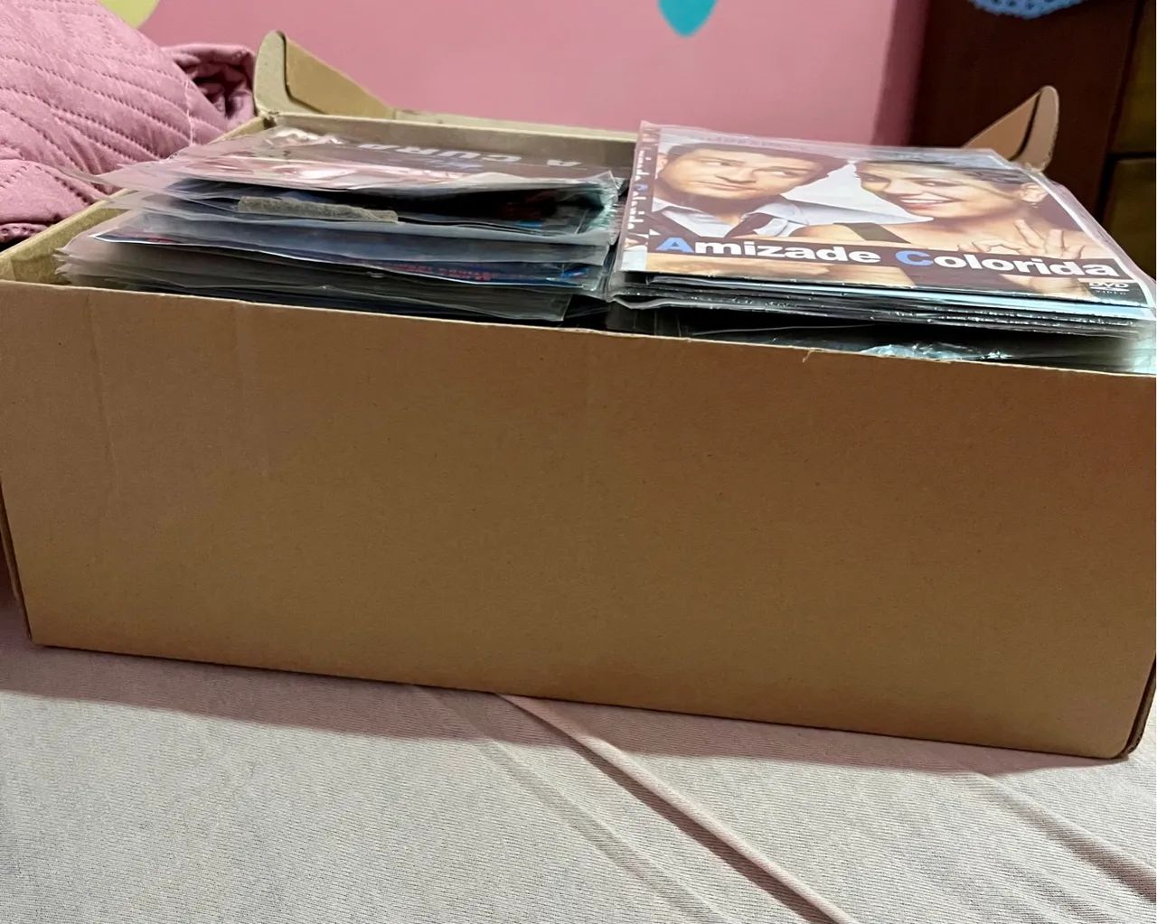 132 DVDs (filmes variados - todos os gêneros)  - Foto 2