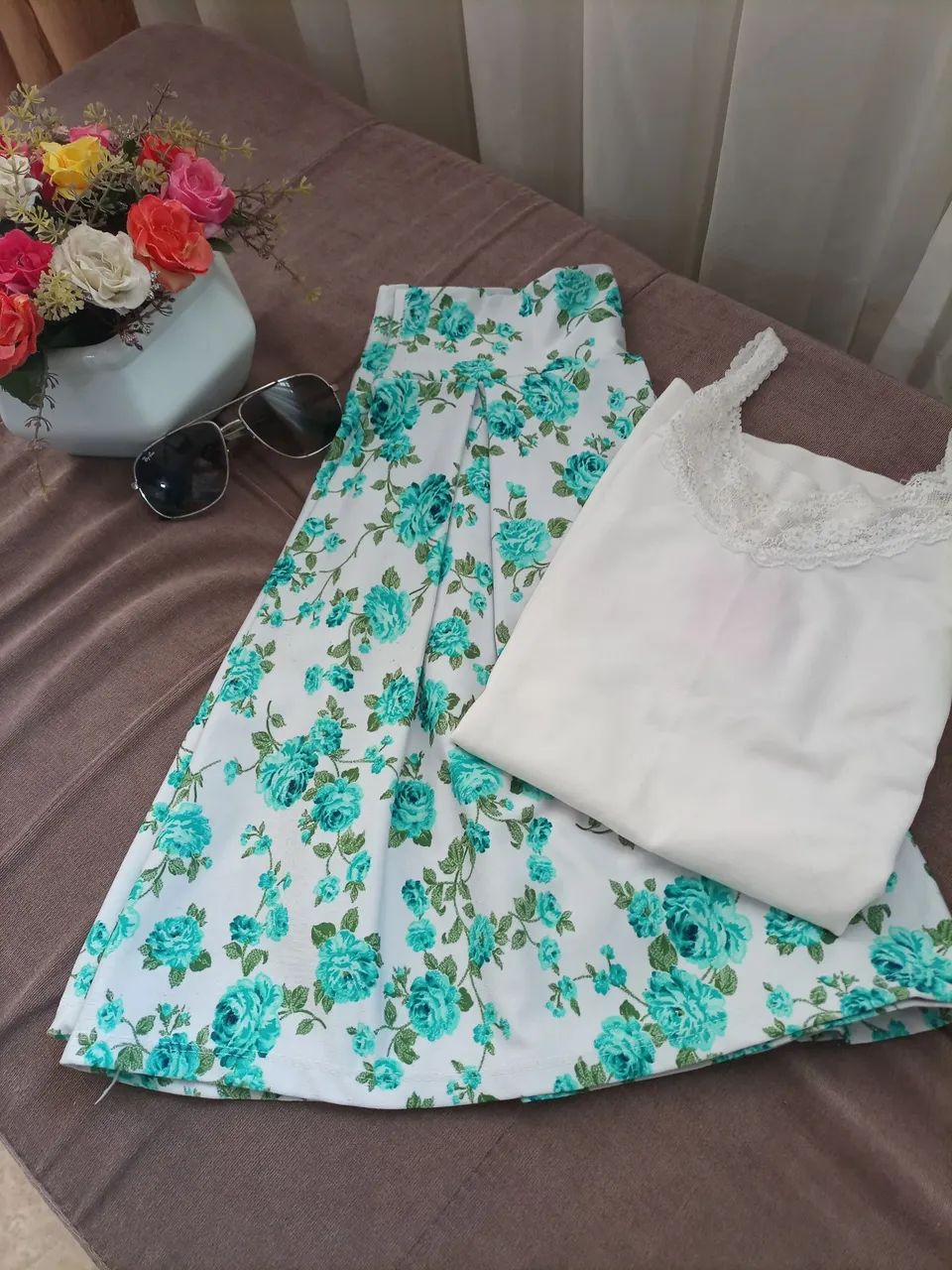 Saia e blusinha look perfeito tamanho P - Foto 5