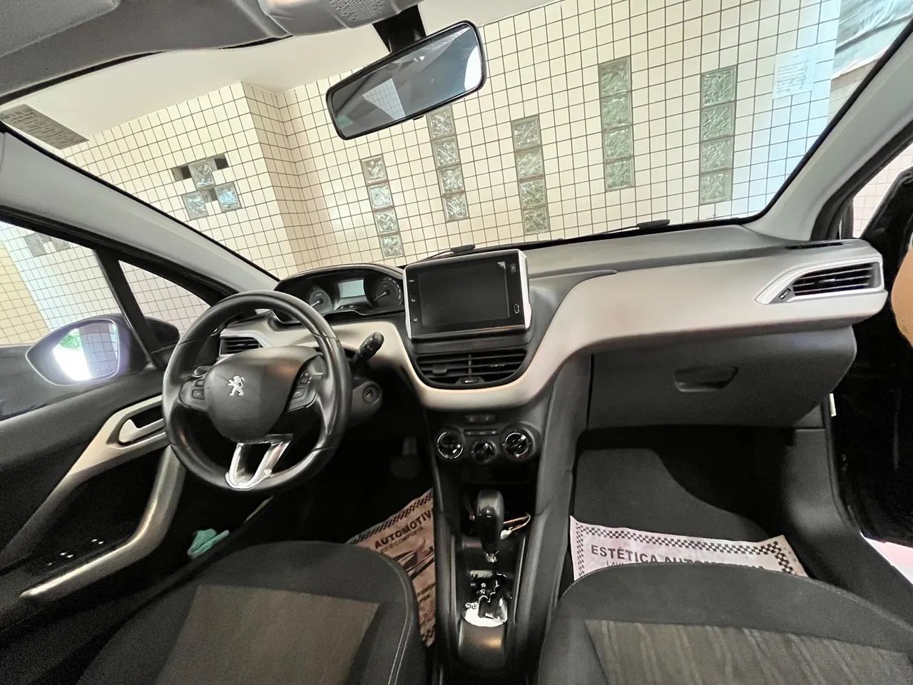 Peugeot 2008 ano 2020 - Completo bem conservado. - Foto 5