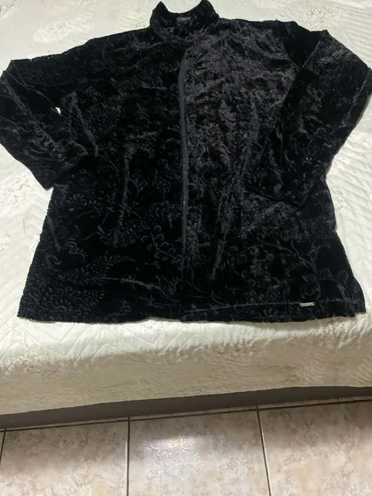 Blusa preta