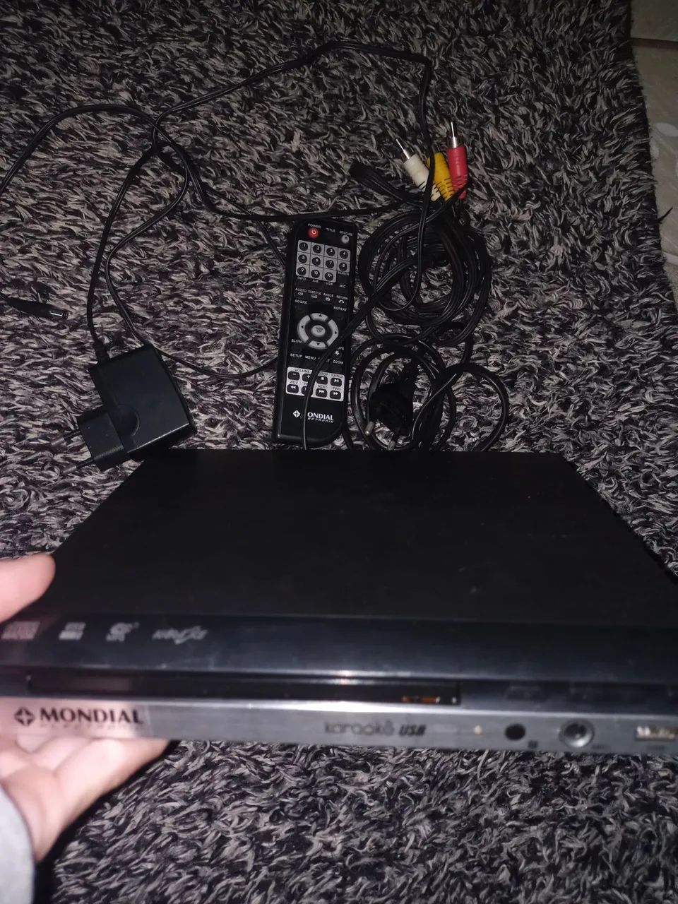 DVD Player Mondial com Karaokê