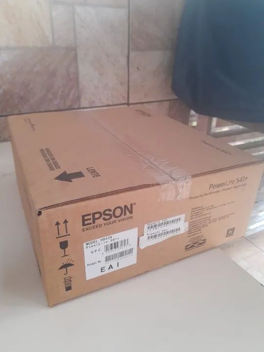 Projetor Epson PowerLite S41+  Zerado, na caixa e lacrado!  - Foto 2