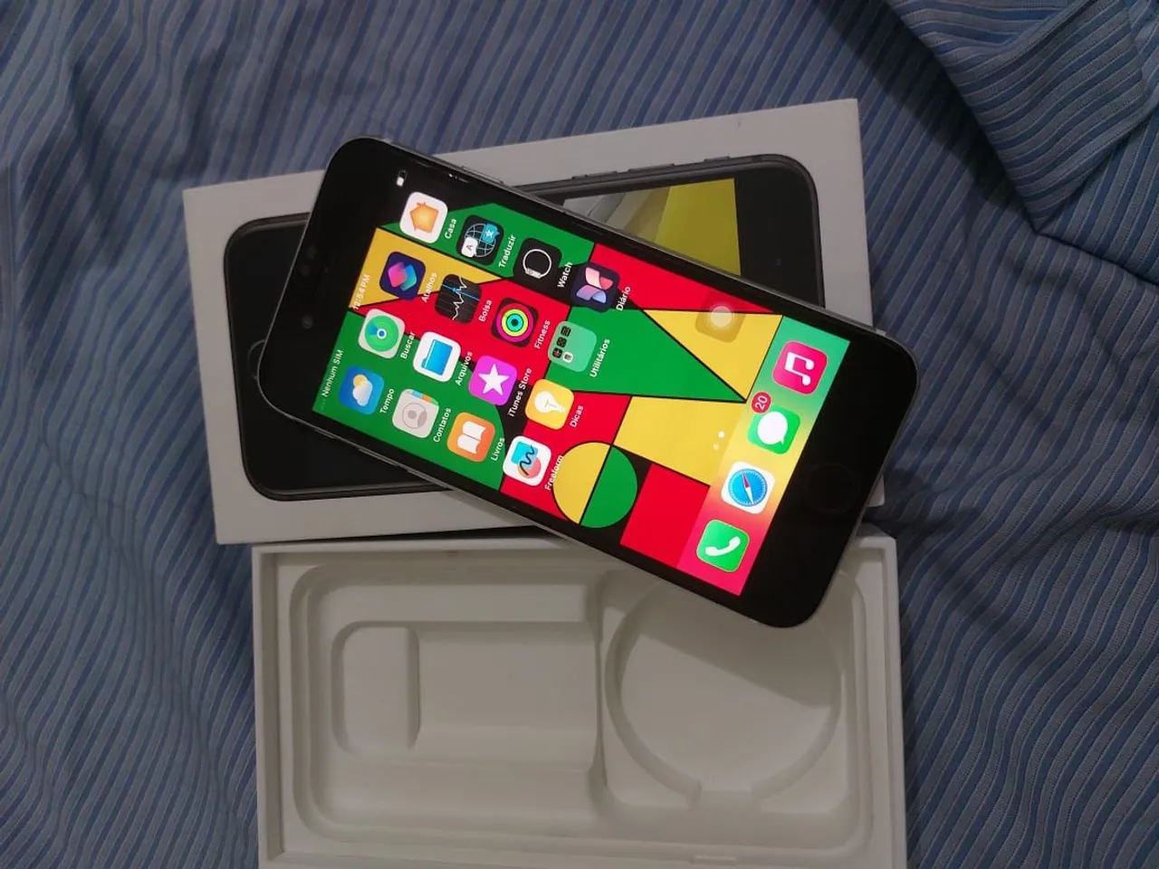 iPhone SE 64gb, 2^ modelo novo.