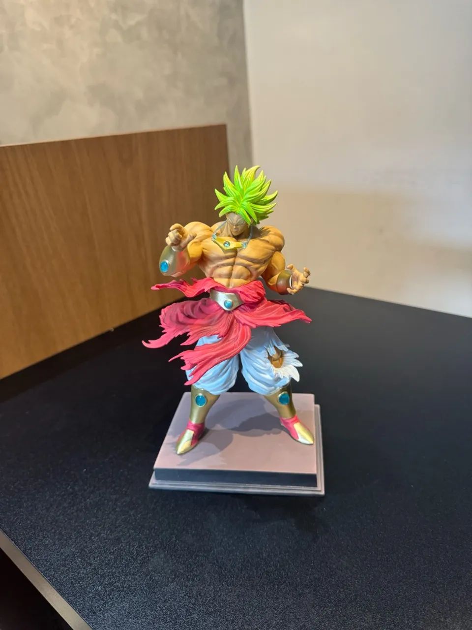 Edition figure Broly Super Saiyan - Foto 2