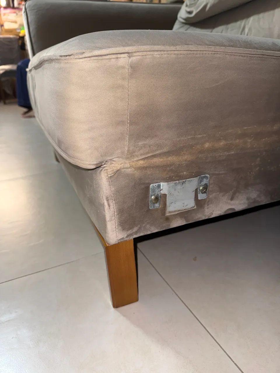 VENDO - SOFÁ 3 LUGARES - Foto 4