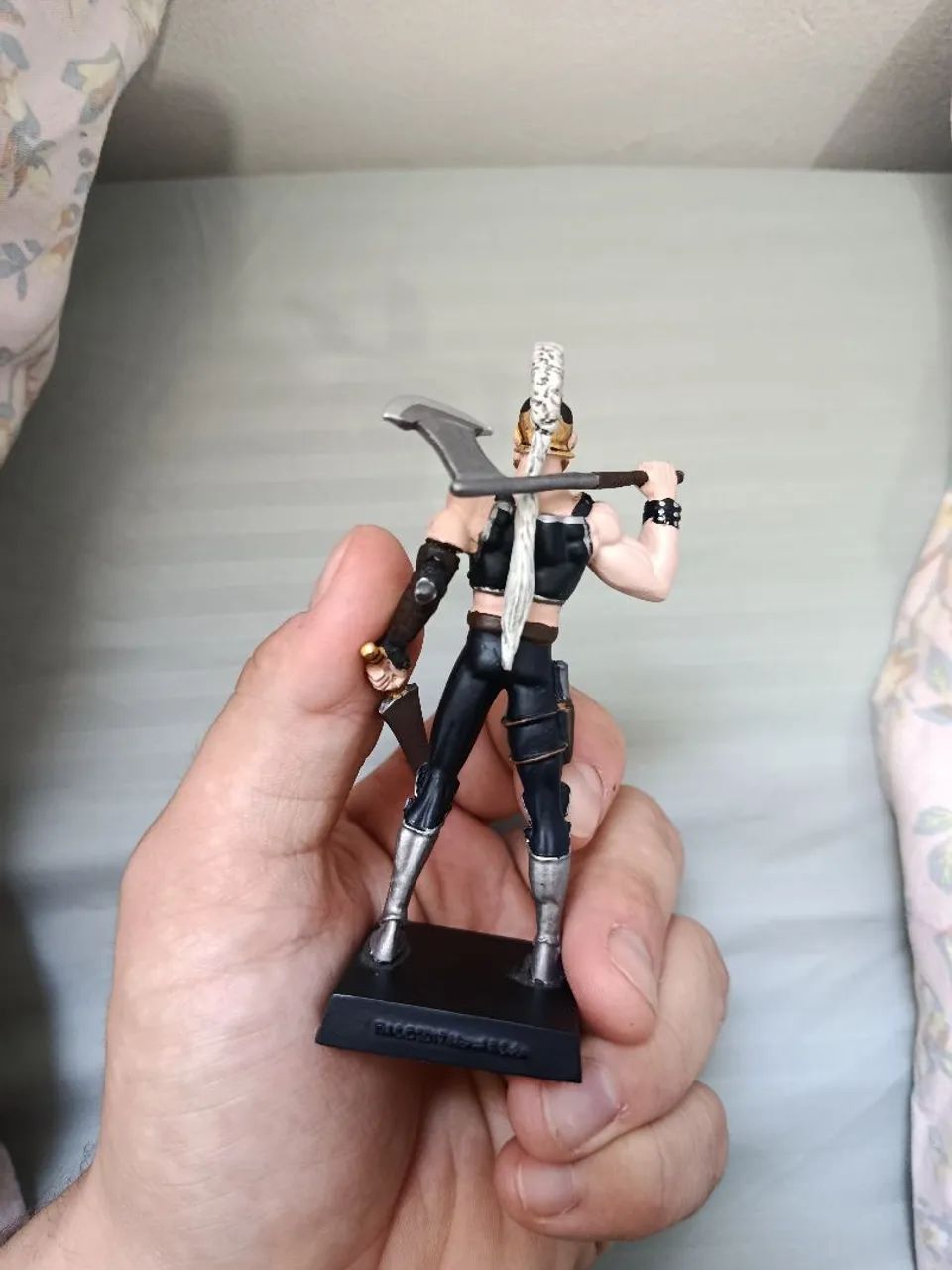 Miniatura Marvel Eaglemoss Ares #131 - Completa com Caixa e Fascículo - Excelente Estado - Foto 2