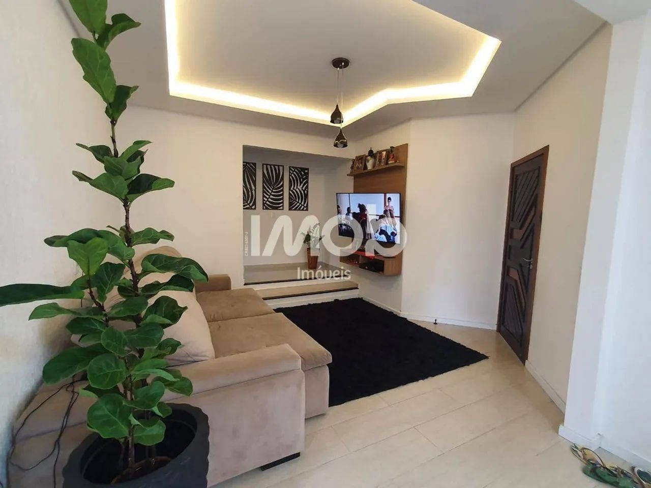 CASA COM 2 SUÍTES + 1 QUARTO, CENTRO DE CORUPÁ - Foto 4