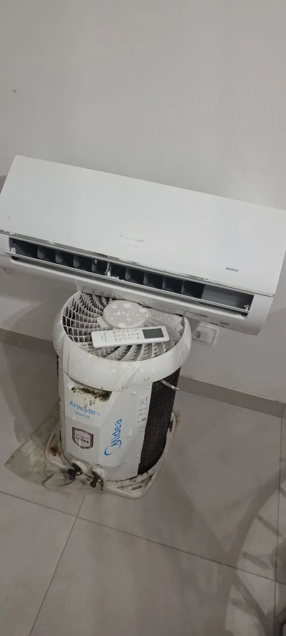 Split Midea Inverter 9000btus