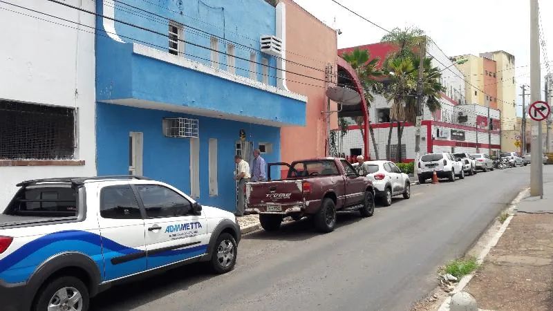 Comercial/Industrial com 5 sala(s) no bairro Bau em Cuiabá - MT - Foto 3