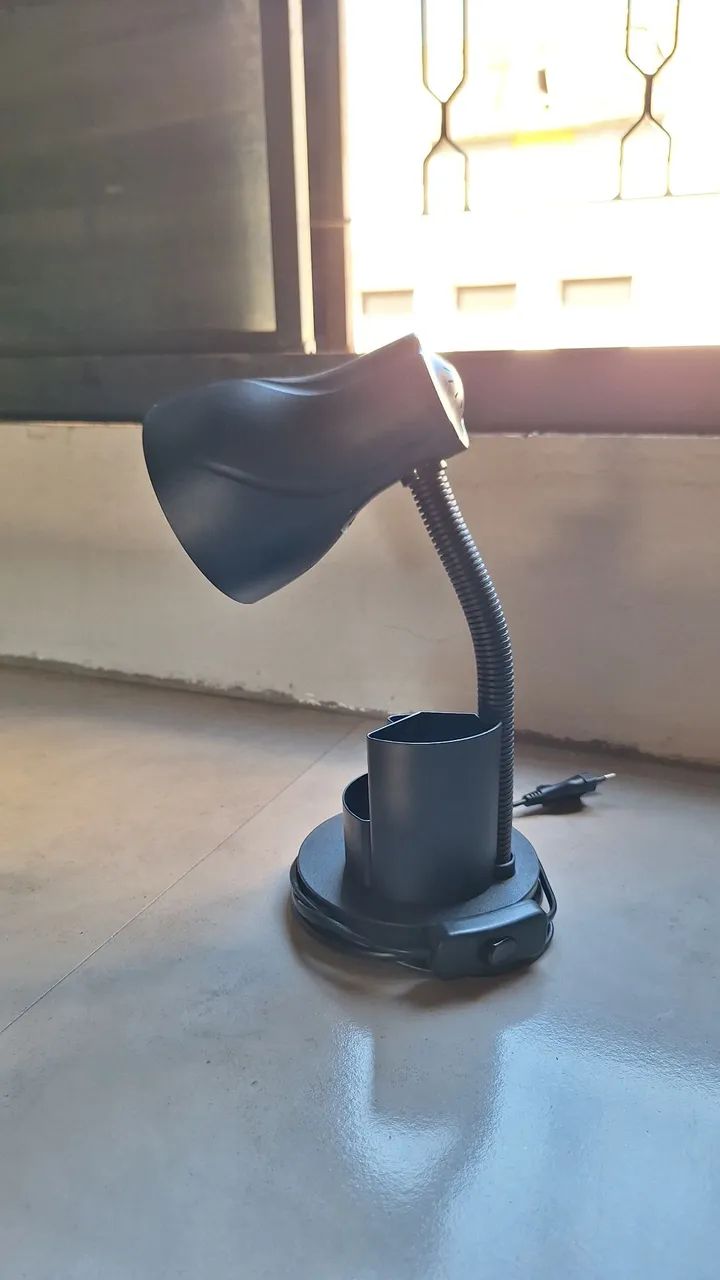 Luminária de Mesa - Foto 4