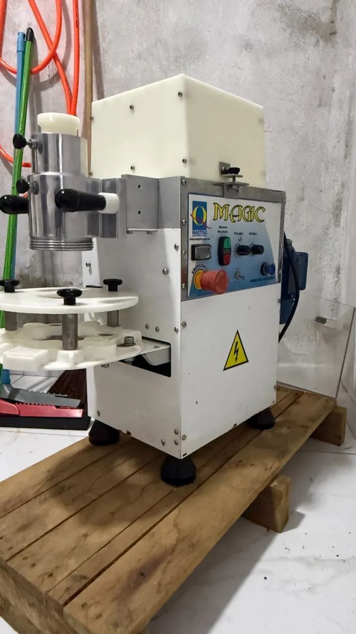 Maquina de fazer salgados - Foto 2