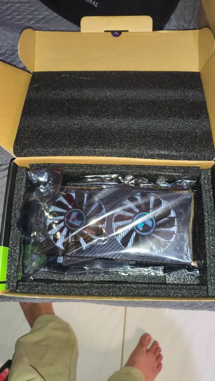 ?AMD RX 590 GME - Foto 2