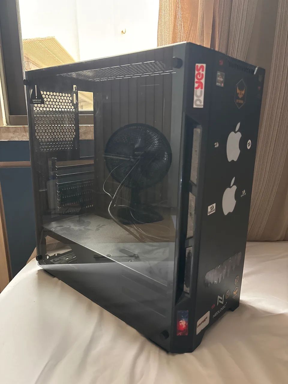 Vendo gabinete NEOLOGIC