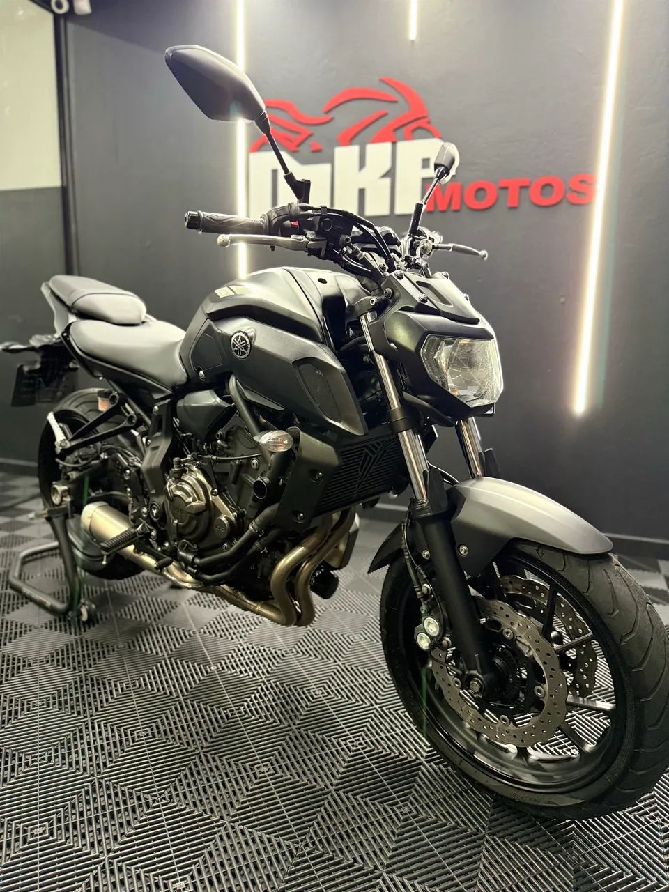 Yamaha MT07 2022