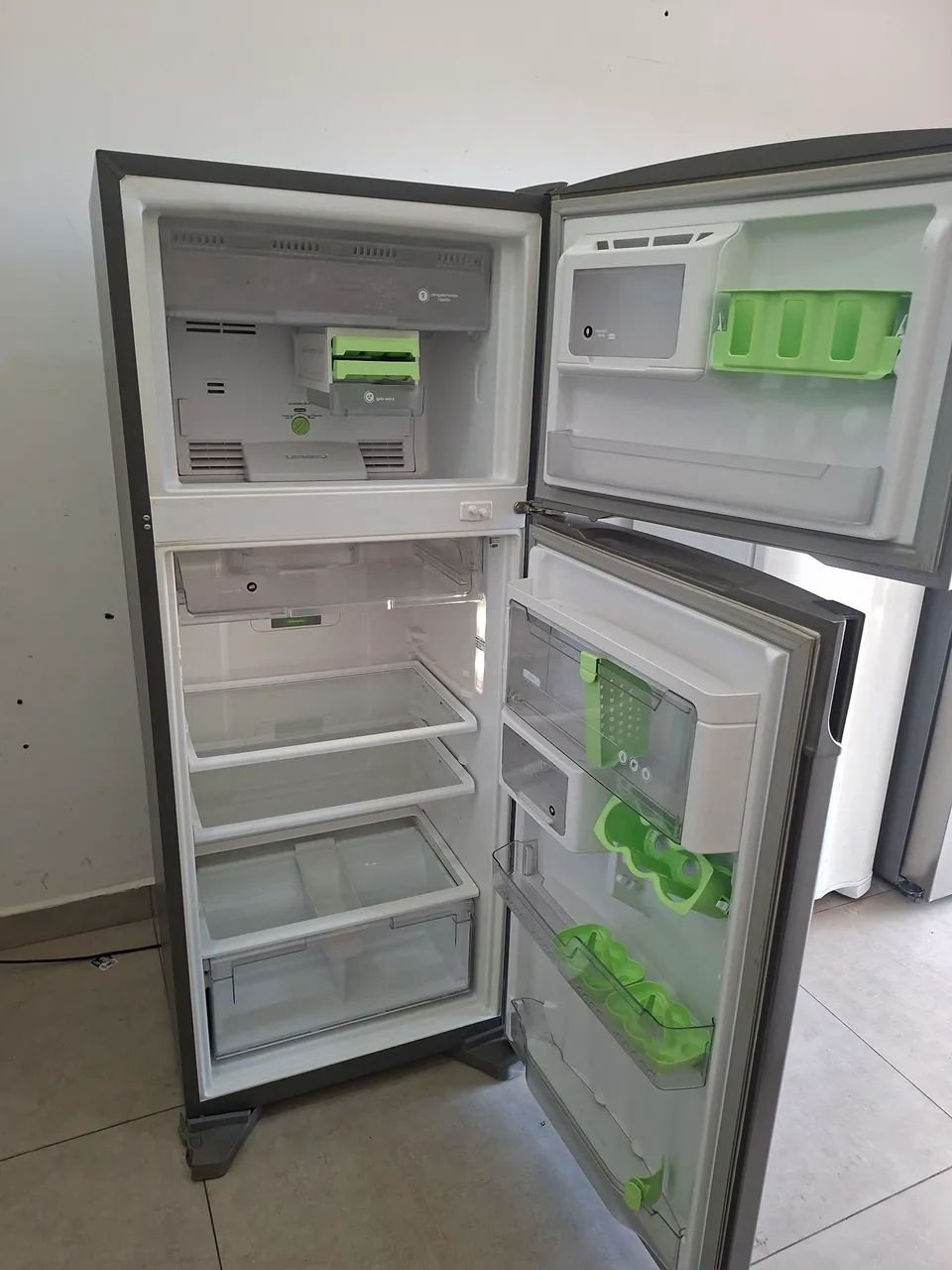 Geladeira Consul inox 220v  - Foto 3