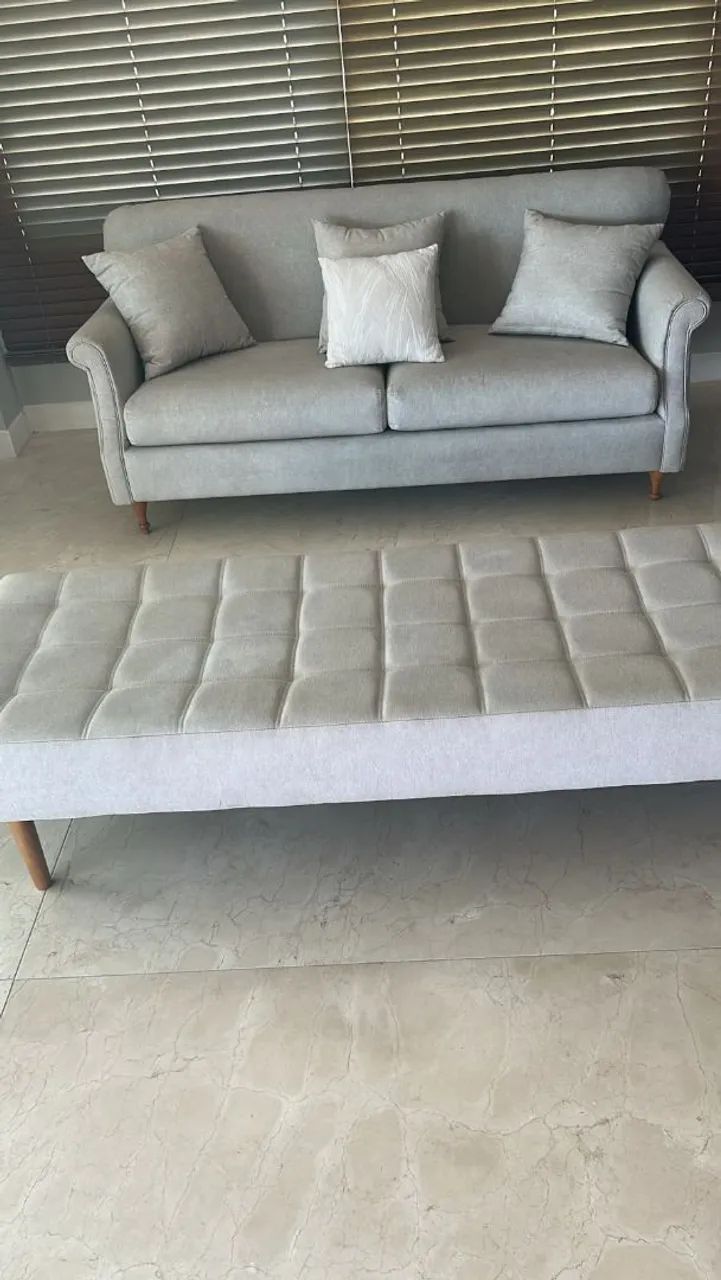 Lindo sofá com Recamier