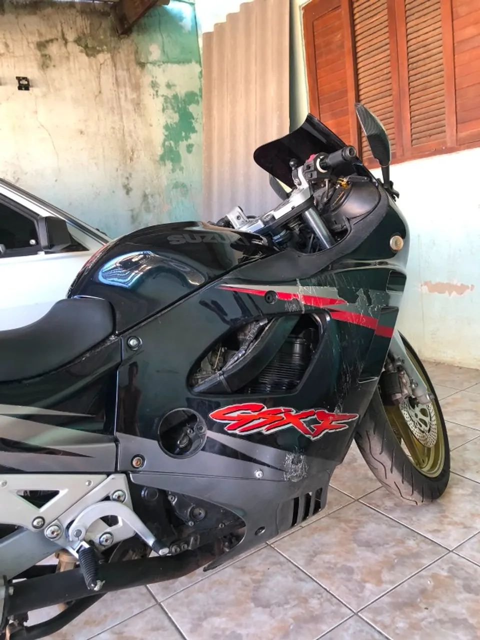 Suzuki GSX