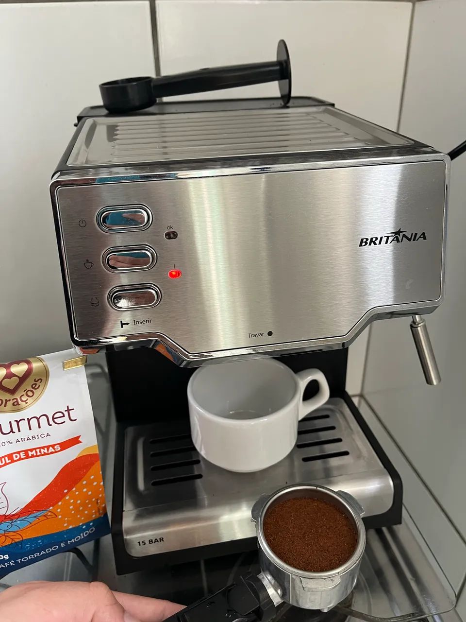 Vendo cafeteira eletrônica Britânia  - Foto 2