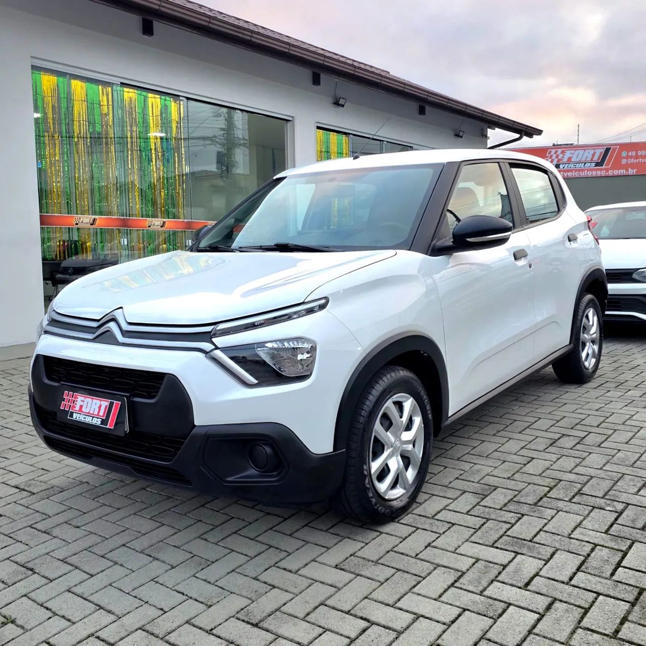 Citroen C3 Live Pack 1.0 Flex 6V 5P Mec. 2025 - Foto 2
