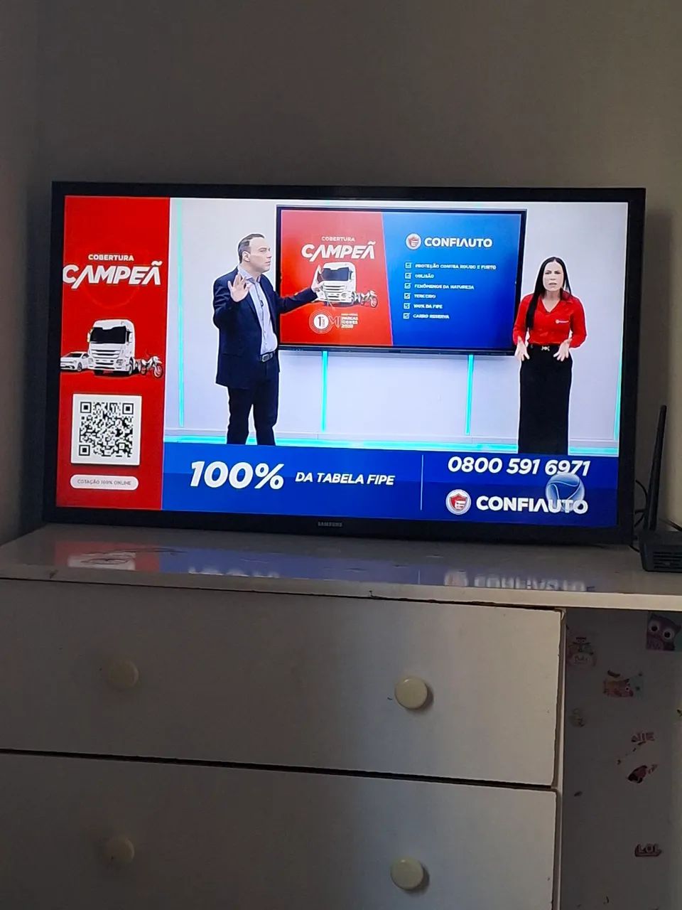 Vendo TV smart 32 pol sansung  - Foto 3