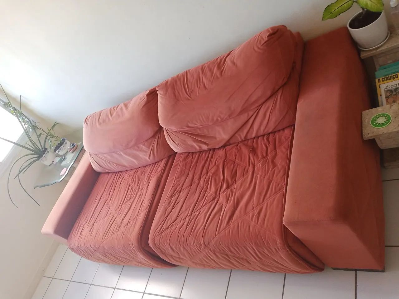 Sofá retrátil quatro lugares 