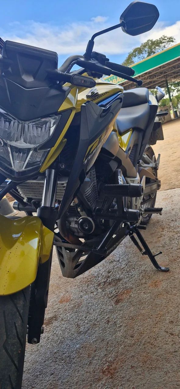 CB 300F  - Foto 3