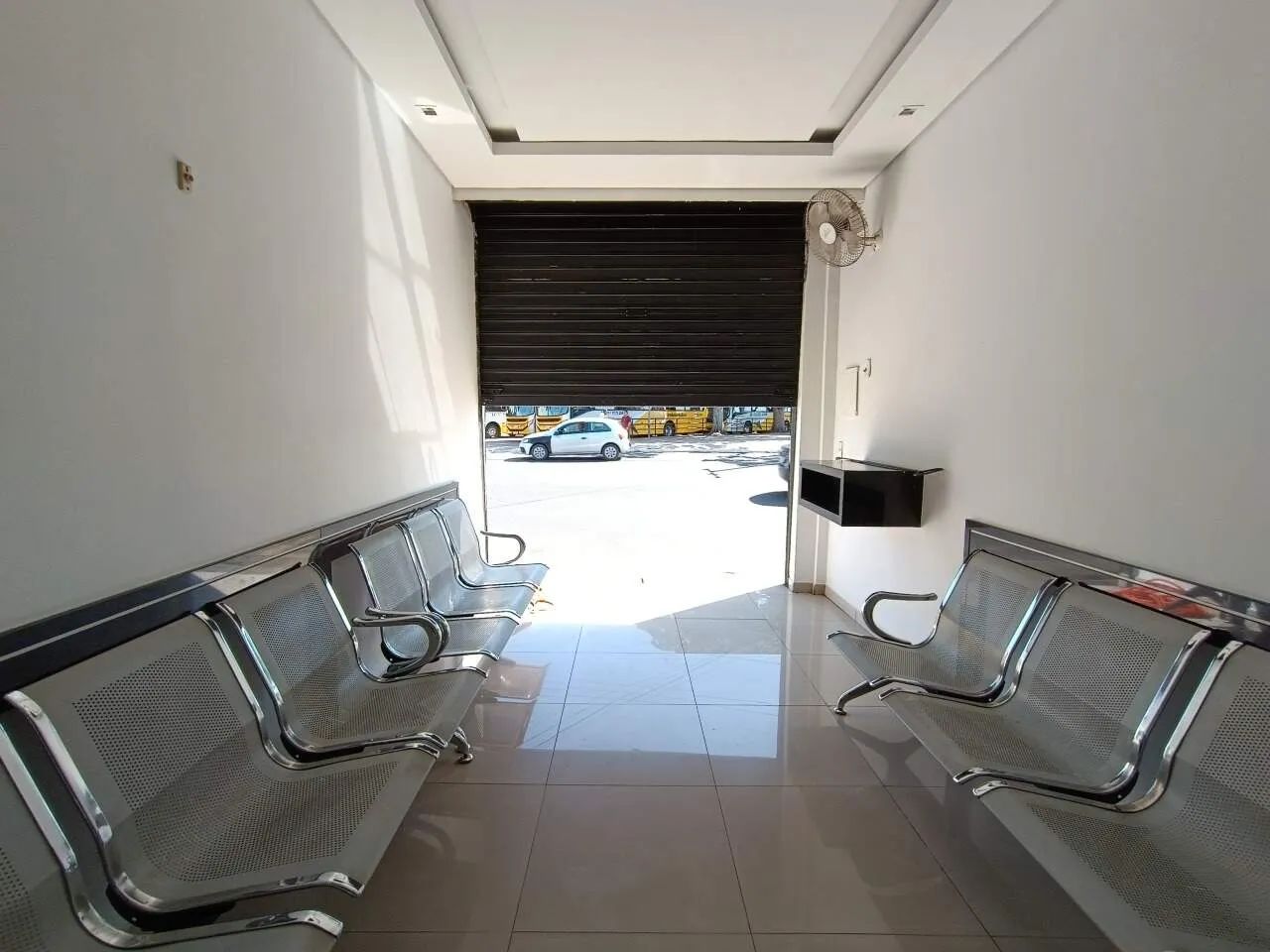 Sala Comercial Totalmente Planejada em Avenida Movimentada - Foto 2