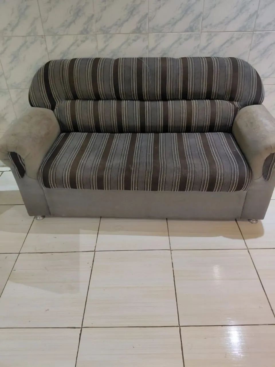 Venda de sofá 2 e 3 lugares  - Foto 2