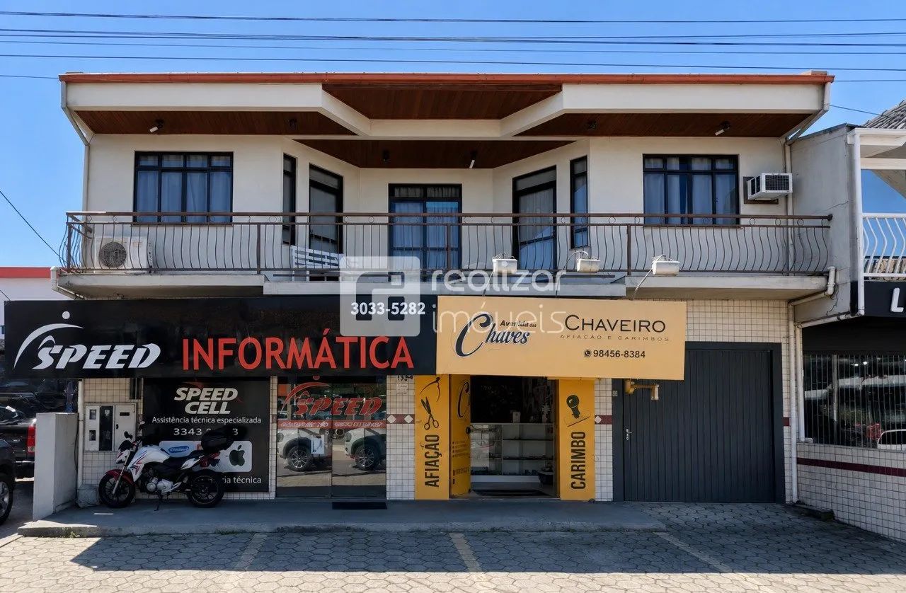 Casa com 3 dormitórios na Ponte do Imaruim