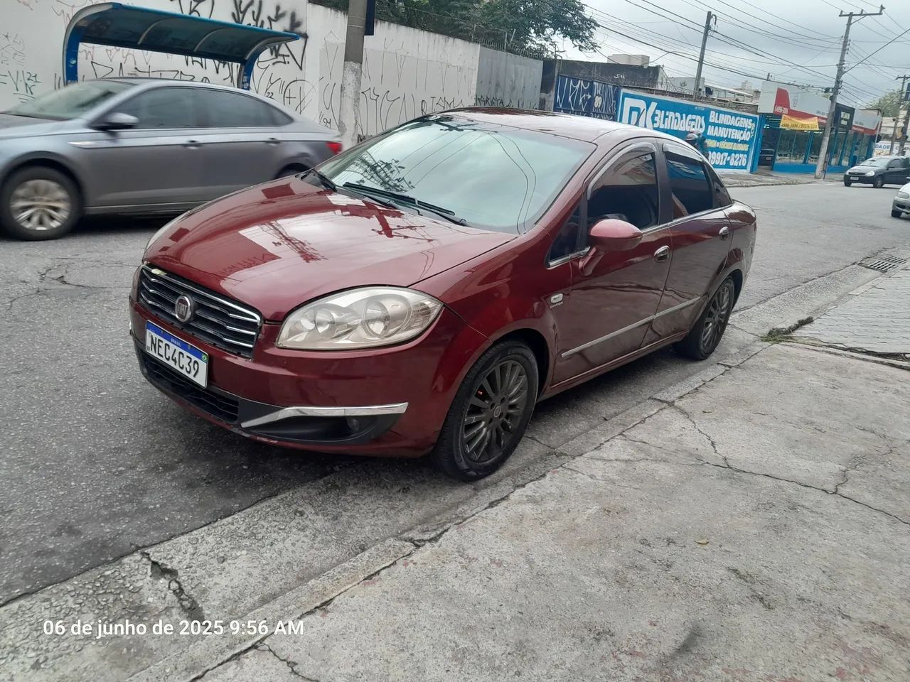 Fiat Linea LINEA ABSOLUTE 1.9/1.8 Flex Dualogic 4p 2009