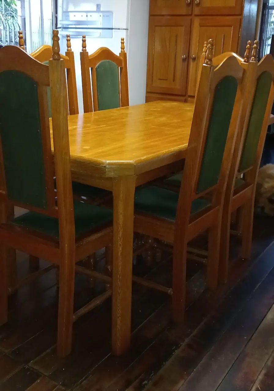 Mesa 6 cadeiras 
