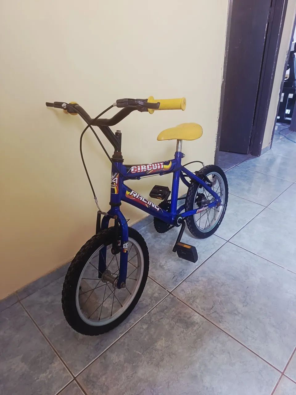 Vendo bicicleta infantil nova - Foto 3