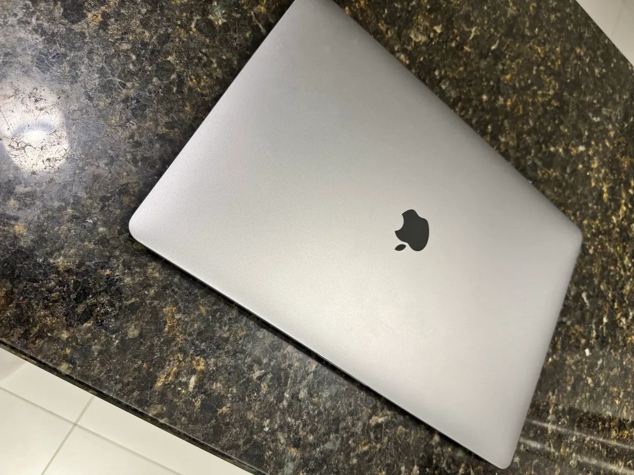 MacBook Pro 15? Retina 2018 | A1990 | Intel Core i7 6-Core | 16GB