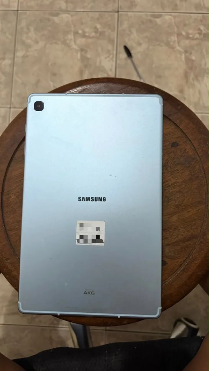 VENDO SAMSUNG TAB S6LITE COM PEQUENAS MARCAS DE USO  - Foto 5