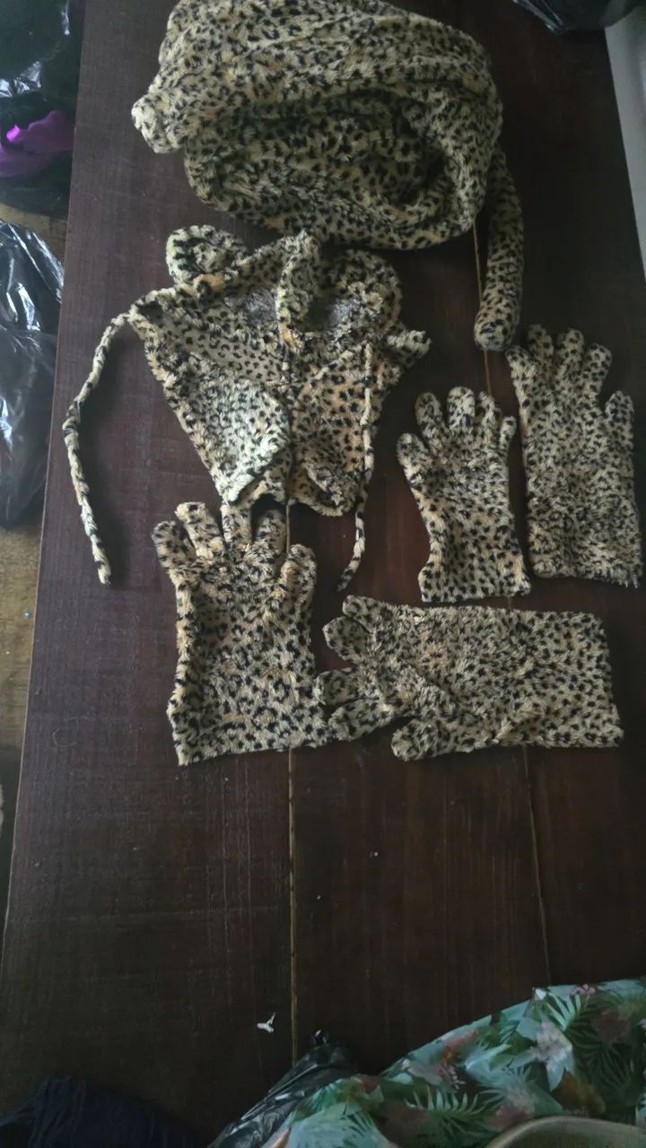 Figurino de onça,  Coelho e tigre em macacão de tecidi astracam  - Foto 4