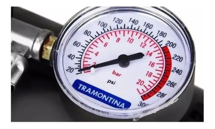 Vendo compressor portátil muito útil e barato  - Foto 4
