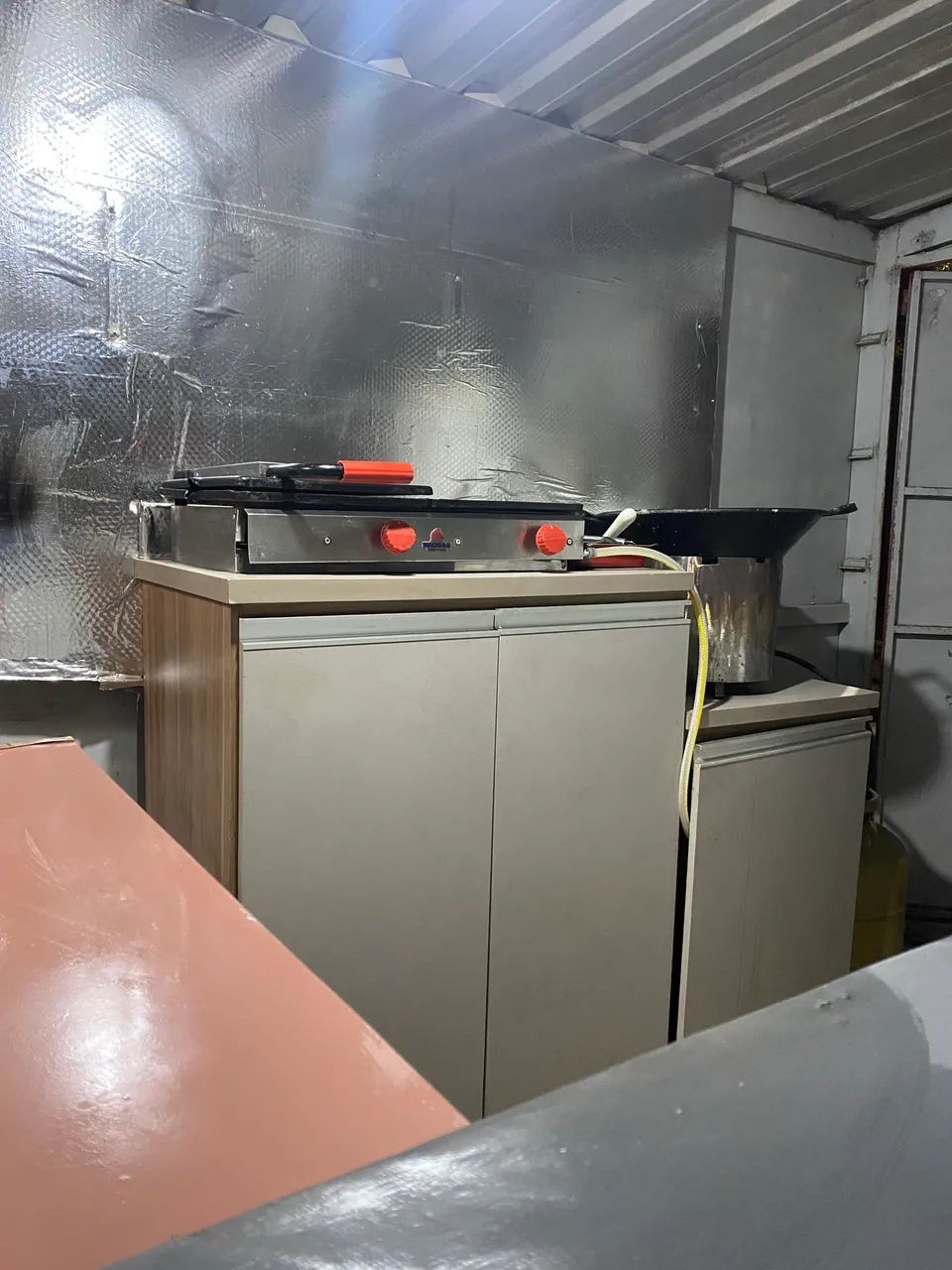 Vendo trailer vermelho