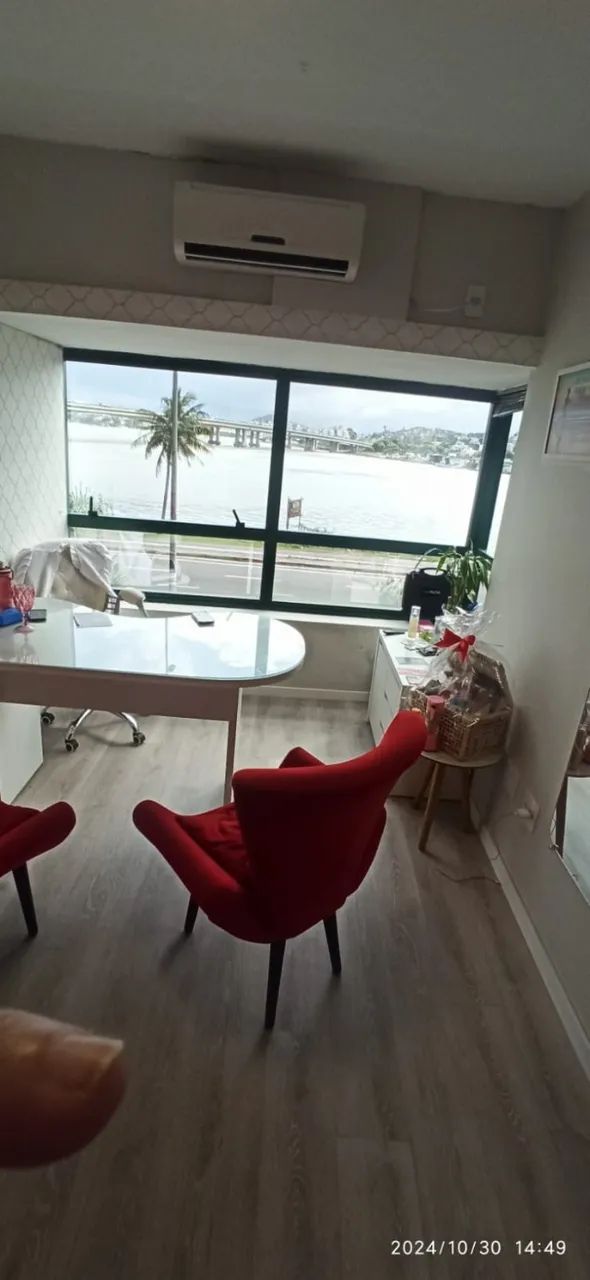 SALA COMERCIAL, LOCALIZAÇÃO PRIVILEGIADA! Seu negócio merece endereço, valorize sua marca