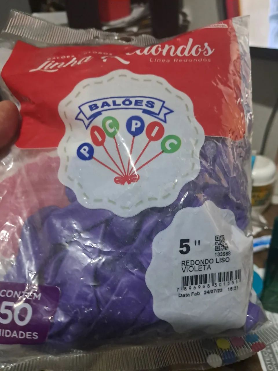 Balões lilás  e roxo com cortina  - Foto 3