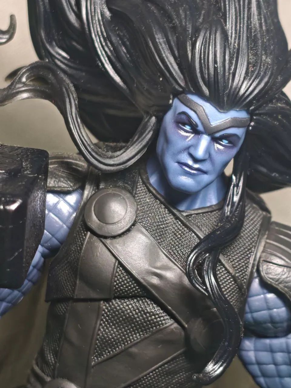 Thor Black Winter Marvel Legends  - Foto 3