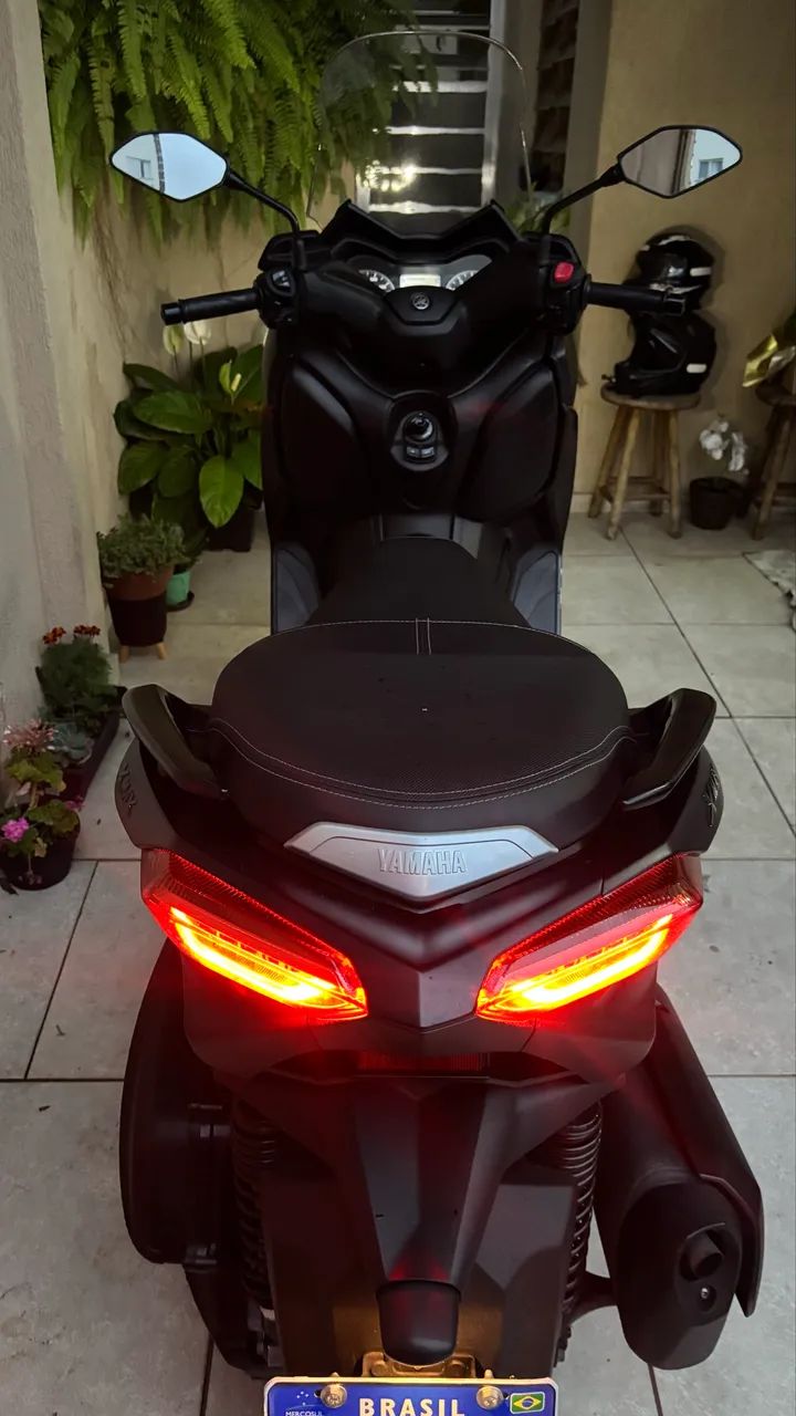 XMax 250 extremamente nova 