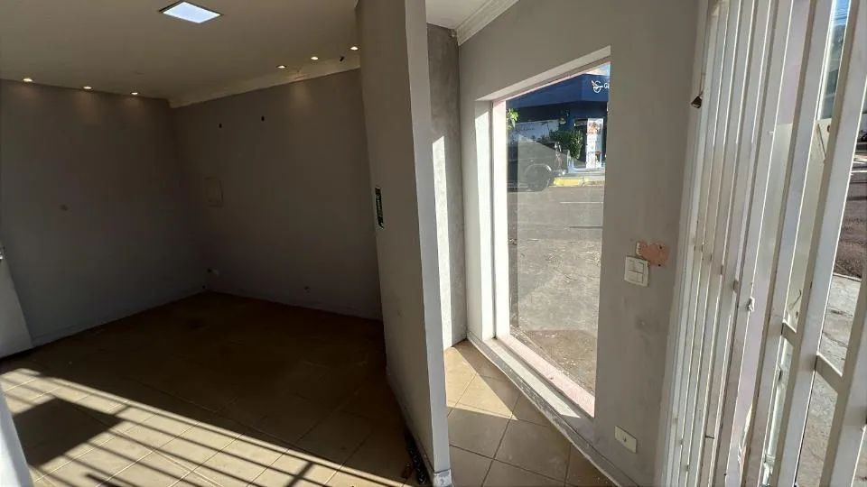 SALAO COMERCIAL IDEAL PARA LOJAS , ATELIE, E AFINS - Foto 2