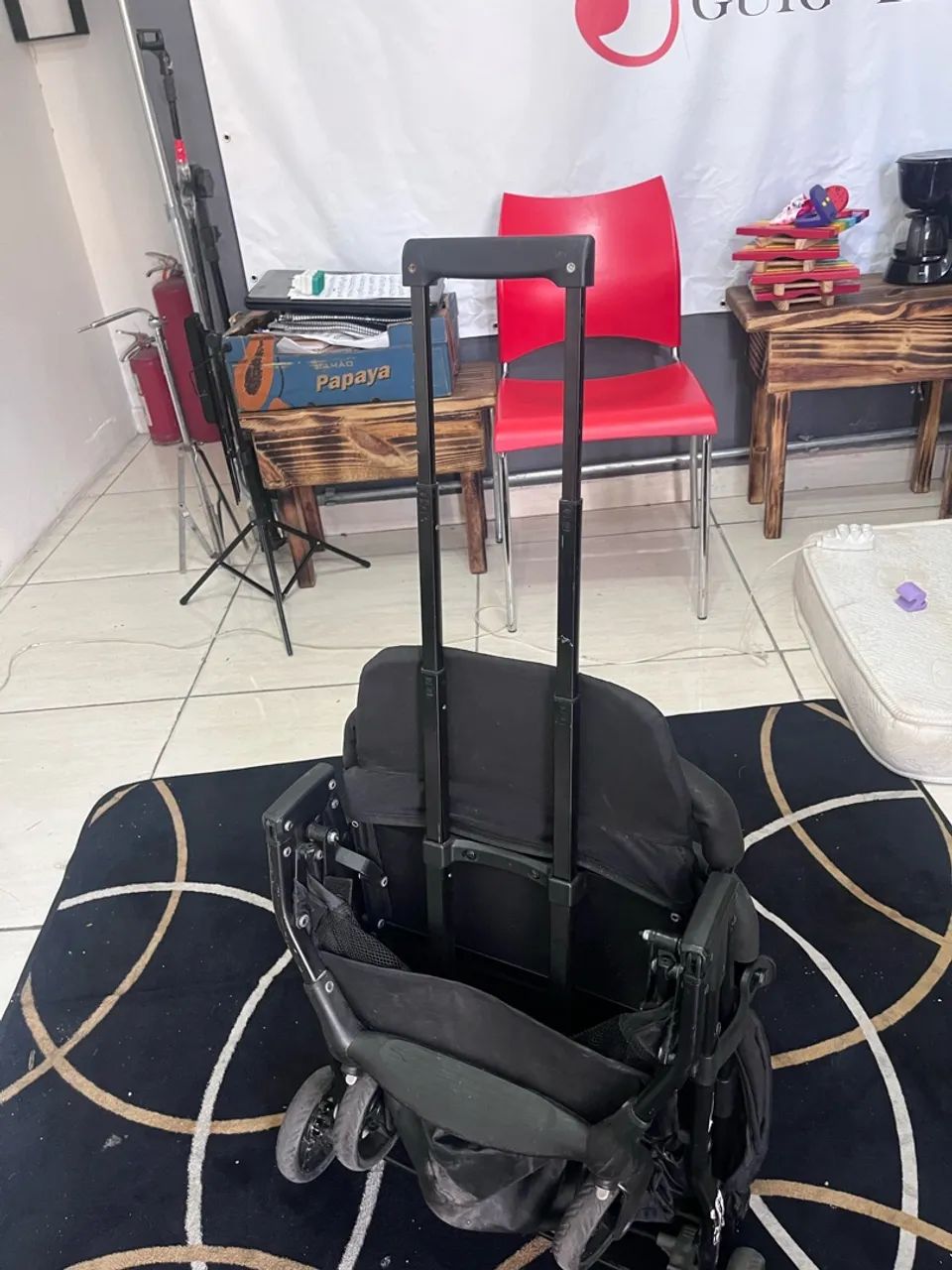Carrinho de bebê que vira Mala - Foto 3