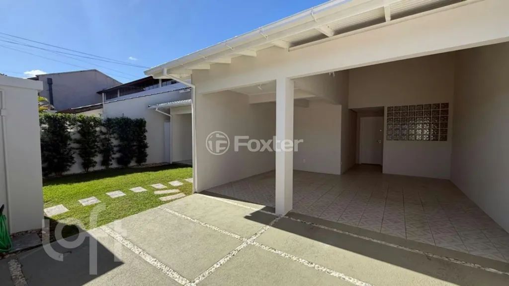 Casa à venda Rua Itapeva, Itacorubi - Florianópolis - Foto 2