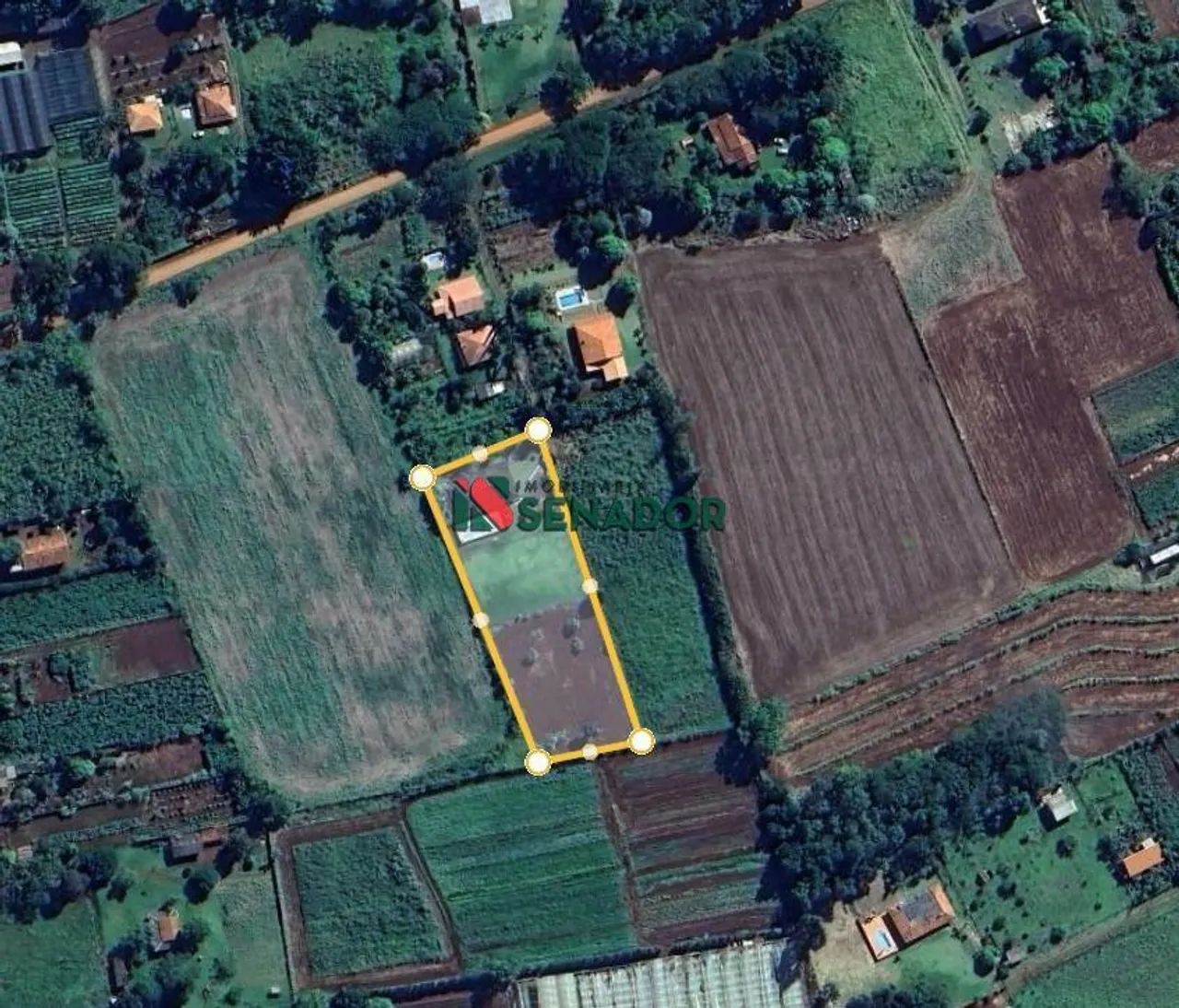 Chácara à venda em Londrina, Limoeiro, com 2 quartos, com 5000 m²