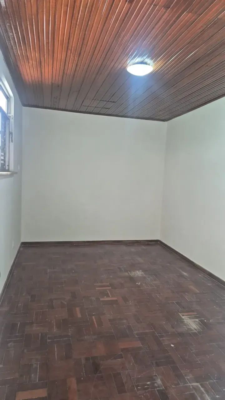 CASA AMPLA E REFORMADA NO CONJUNTO DO BASA | 4/4 | 2 SUÍTES - Foto 3