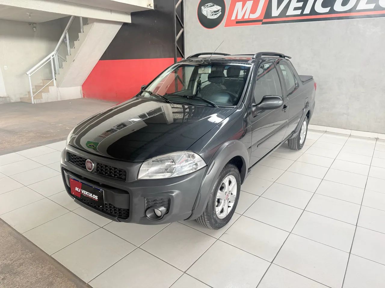 Fiat Strada Working Celeb.1.4 Fire Flex 8V CD 2014 - Foto 3